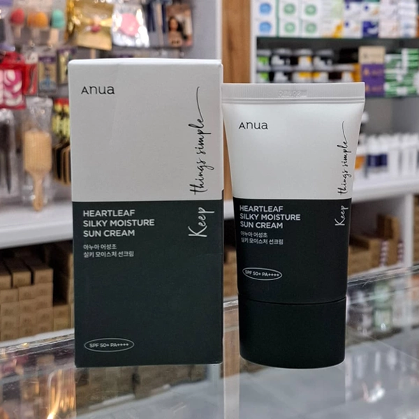 کرم ضد آفتاب و تسکین دهنده و مرطوب کننده آنوا SPF50 کره ای اصل 50 میل | ANUA HEARTLEAF SILKY MOISTURE SUN CREAM spf50